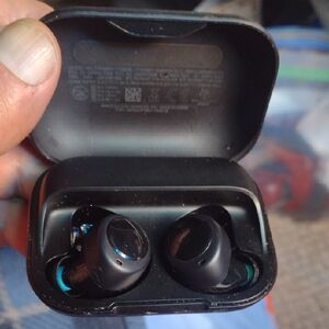 Amazon Black Wireless Earbuds with Charging Case